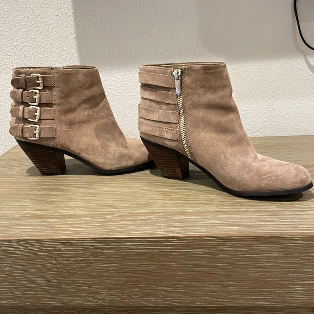 Sam Edelman Lucca Suede Side Zipper Bootie